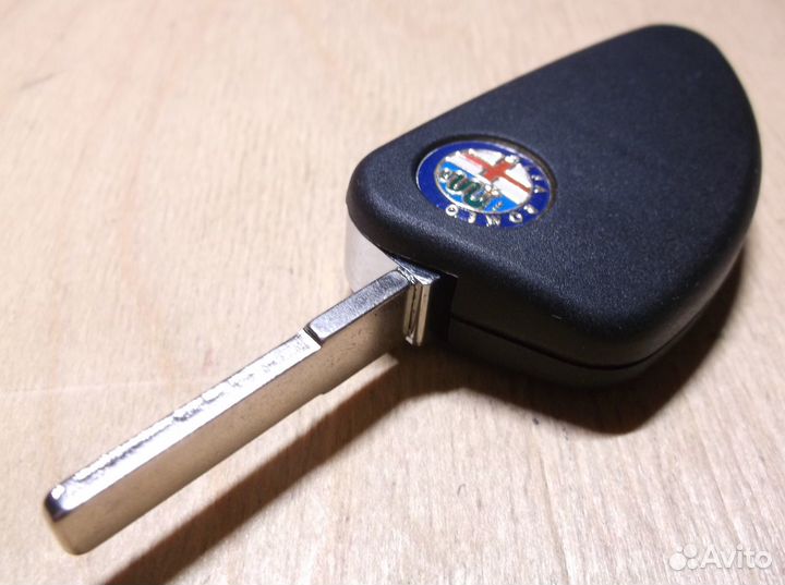 Alfa Romeo 2 button remote key CE0523 S118132BN0