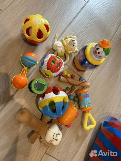 Детские игрушки до 1 года пакетом