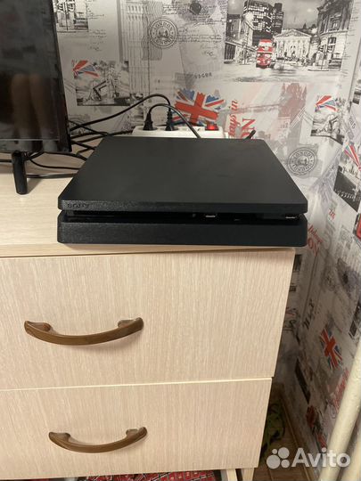 Sony PlayStation 4 Slim 1Tb