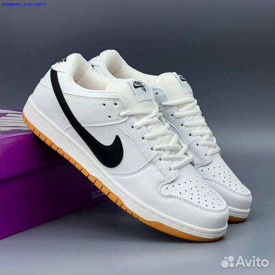 Nike Dunk SB White