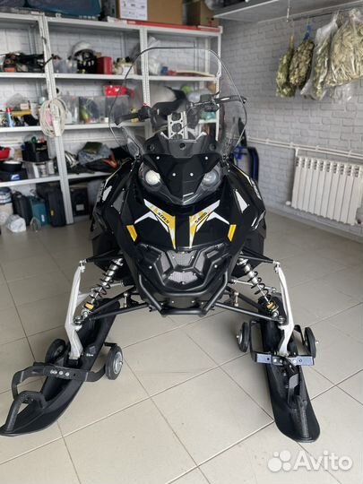 Снегоход Stels