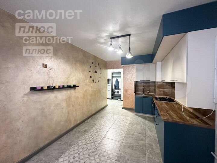 2-к. квартира, 58 м², 5/5 эт.