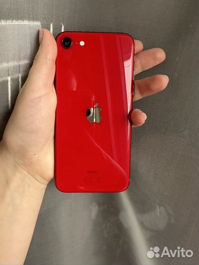 iPhone SE (2020), 64 ГБ