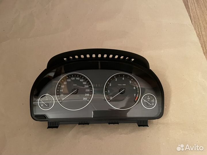 Панель приборов bmw f10