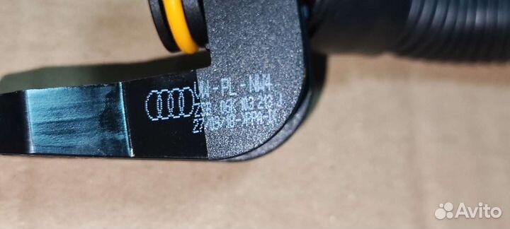 Шланг вентиляции картерных газов VAG