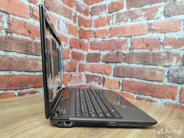 Ноутбук Acer 5560G A6-3420M/ RAM 4 на запчасти