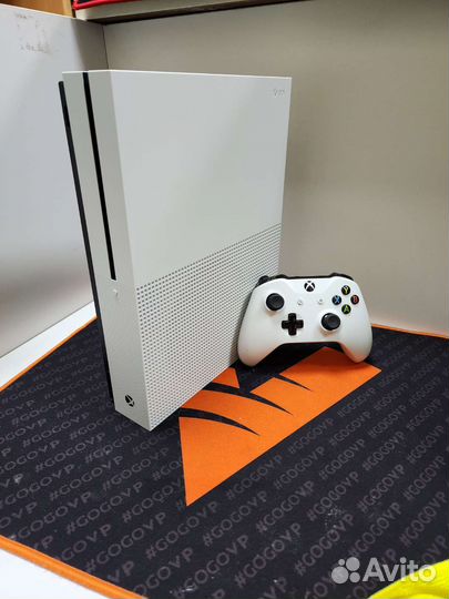 Xbox One S 500Gb + Xbox Games Pass Ultimate 2M