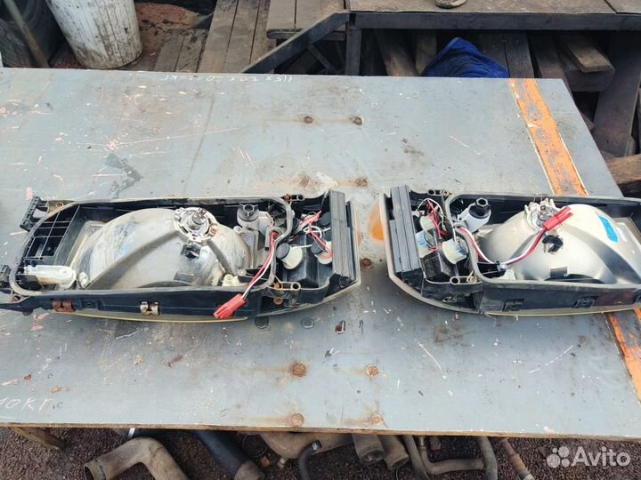 Фара главного света Scania 4 серии