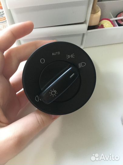 Переключатель света фар Skoda Octavia