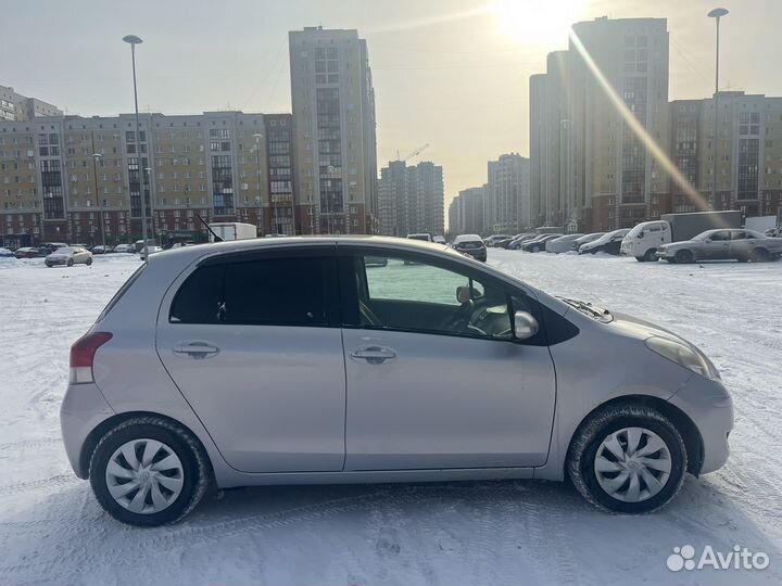 Toyota Vitz 1.0 CVT, 2008, 244 000 км