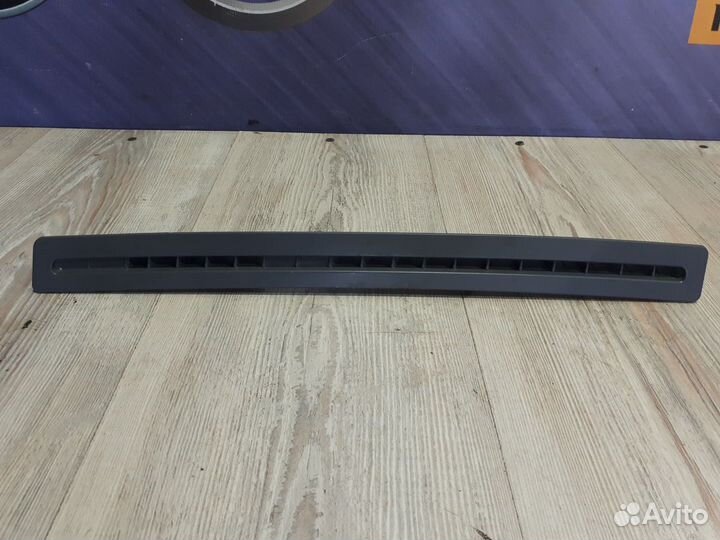 Накладка панели на торпеду Nissan NP300 Лев