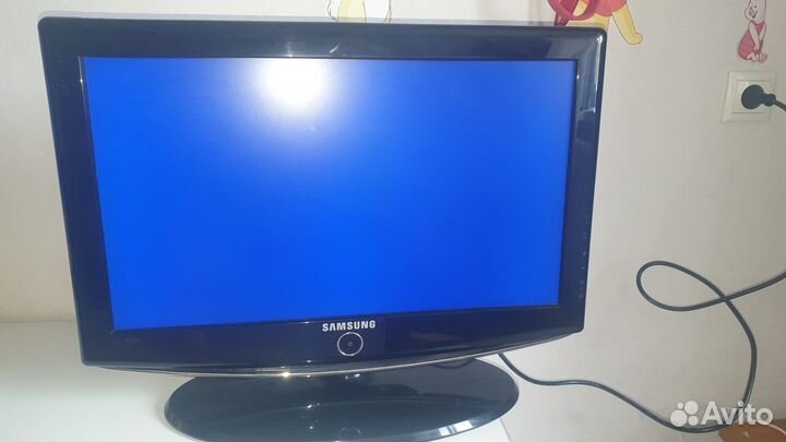 ЖК телевизор samsung 23