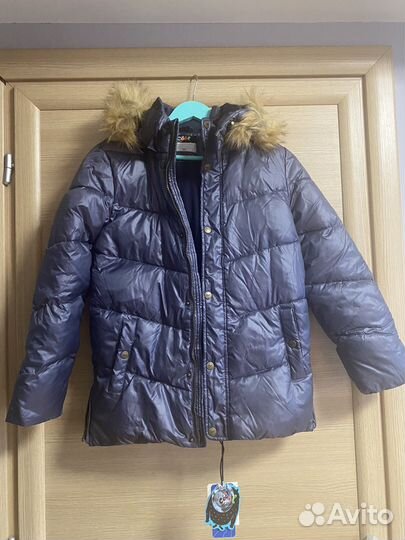 Пуховик для мальчика 146 новый