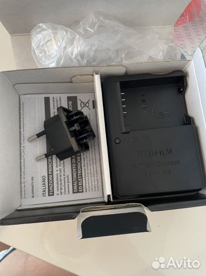 Зарядное устройство fujifilm BC-W126