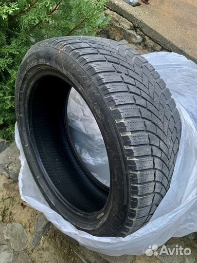 Bridgestone Blizzak LM-005 205/50 R17