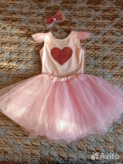 Костюм для выступлений или на новый год 