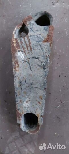 Рычаги задние на Nissan Fuga