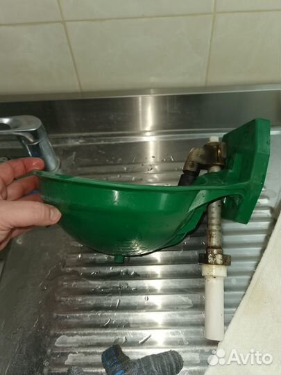 Поилки для коров