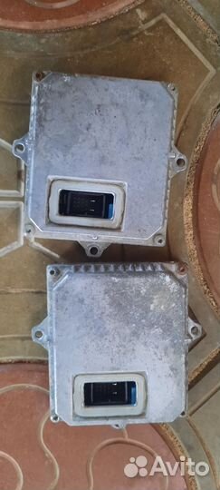 Блок розжига ксенона 1307329090