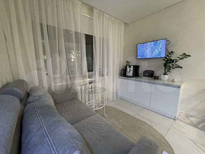 2-к. квартира, 74 м², 12/14 эт.