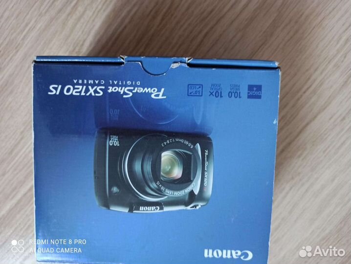 Компактный фотоаппарат