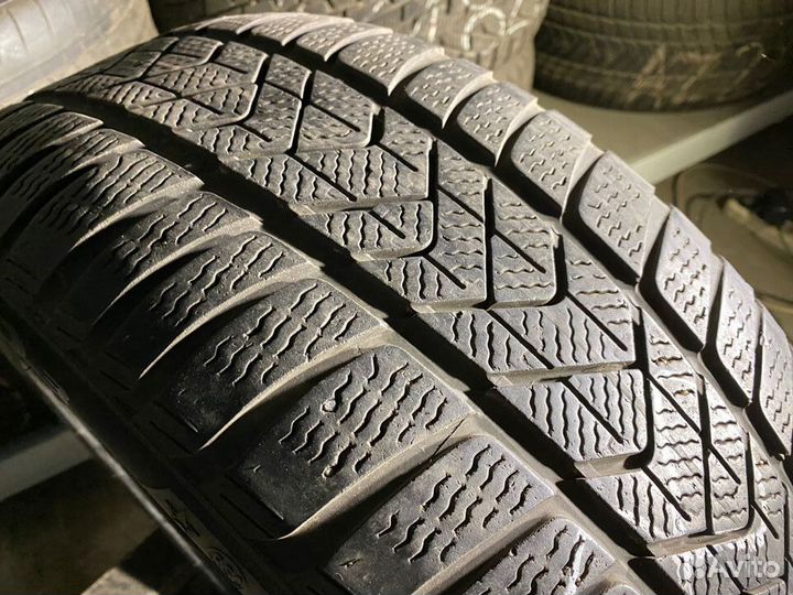 Pirelli Winter Sottozero 3 225/50 R17 98H