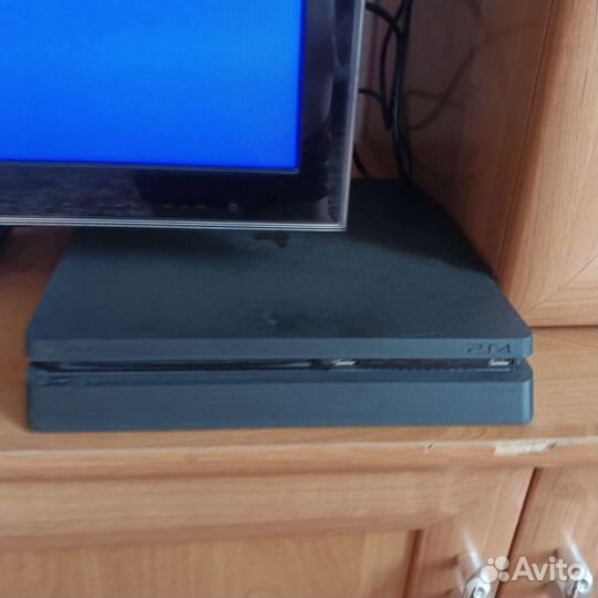 Sony PS4 slim 1tb