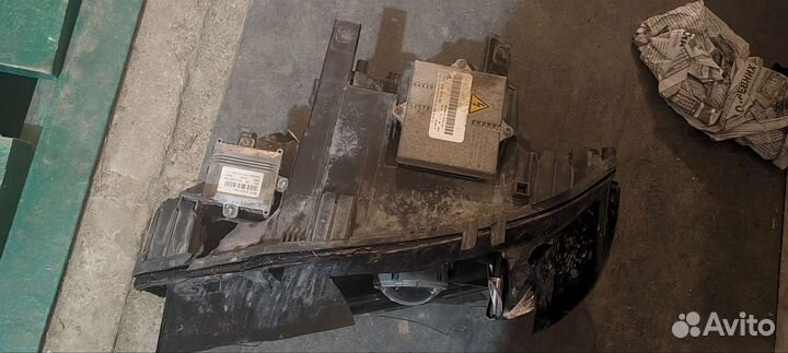 BMW X3 е83 фара передняя правая амерка