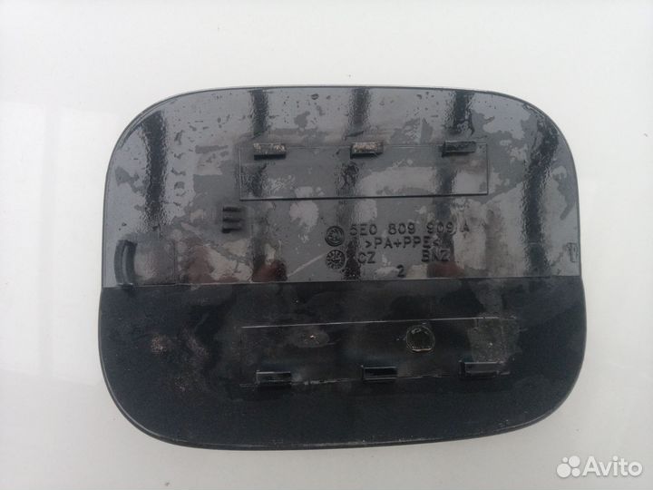 Лючек бензобака skoda octavia a7