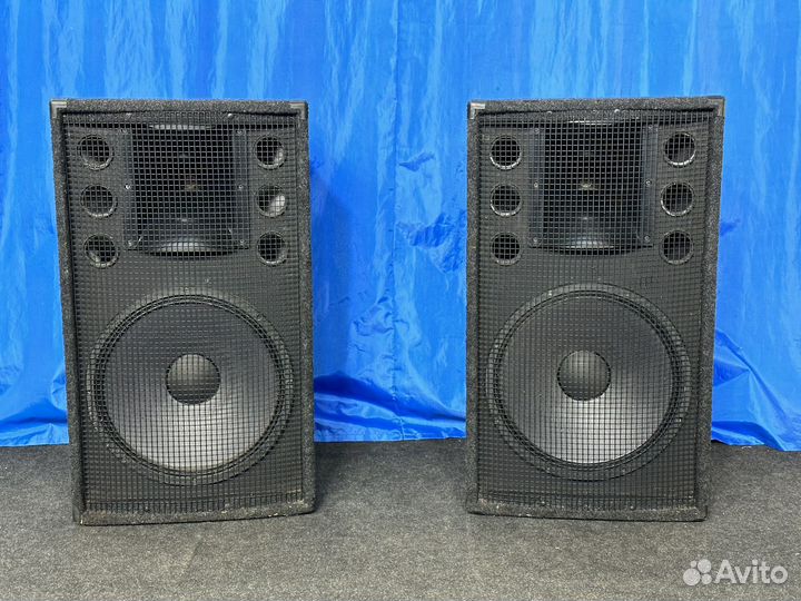 Колонки 2 шт по 250 ватт