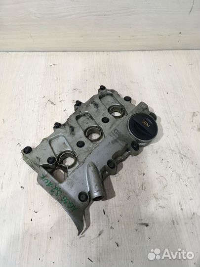 Клапанная крышка Audi A6 C6 AUK 06E103471G