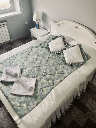 2-к. квартира, 85 м², 4/4 эт.