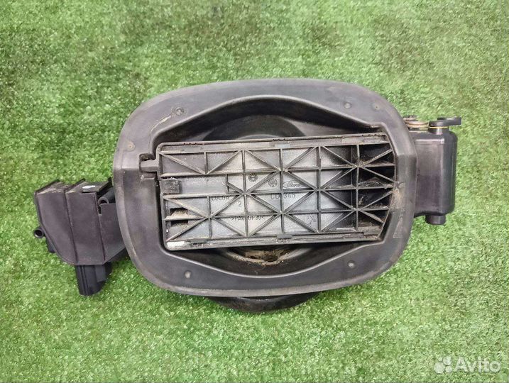 Лючок топливного бака Ford Mondeo 4