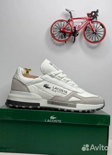 Кроссовки Lacoste эргономичные