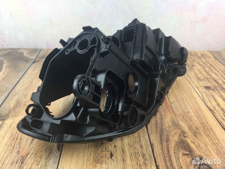 Корпус фары Volkswagen Passat B7