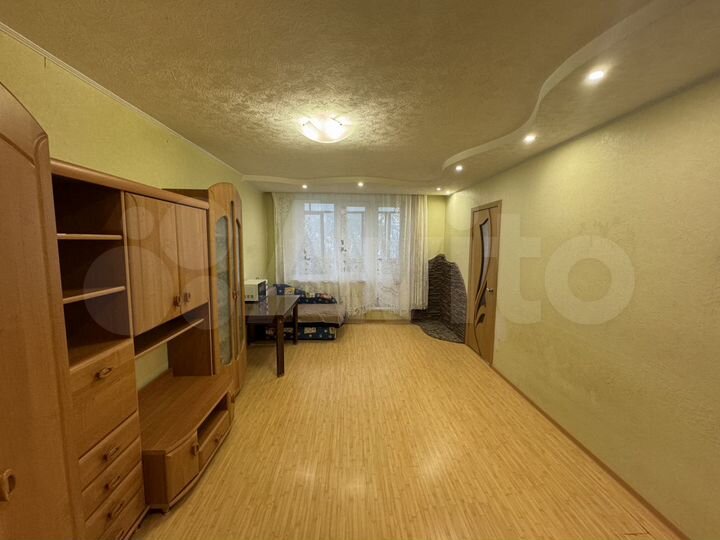 4-к. квартира, 73 м², 3/5 эт.