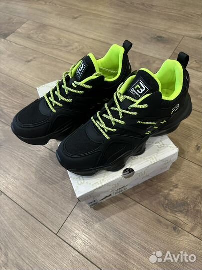 Кроссовки мужские 41 размер