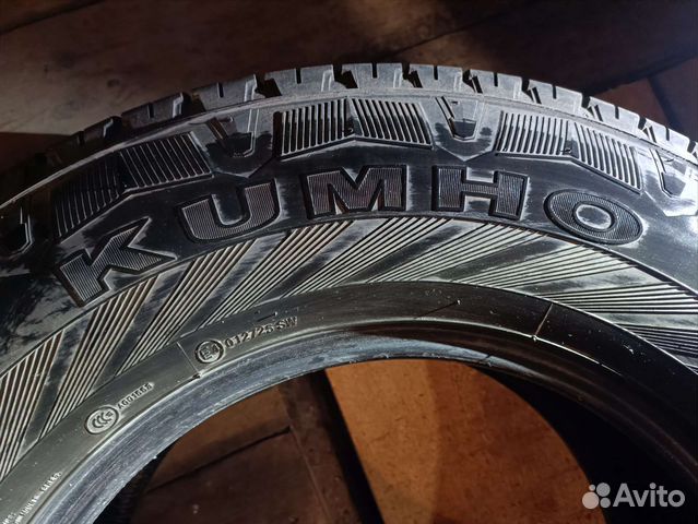 Kumho Road Venture ST KL16 235/75 R16