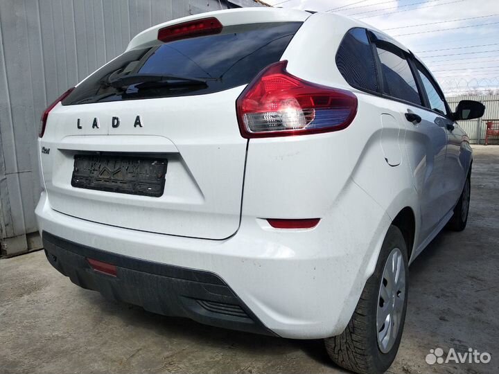 Автомобиль в разбор X-Ray 1,6 106л.с 2018 года