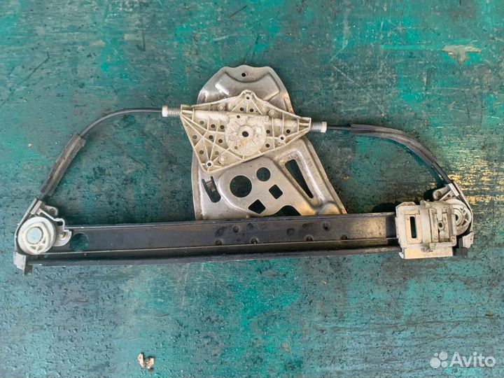 Стеклоподъемник двери задний правый mercedes W220