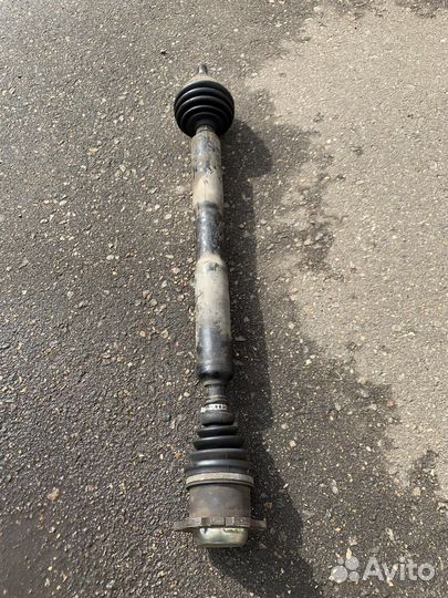 Правый приводной вал VW Golf 4 1.8 Turbo