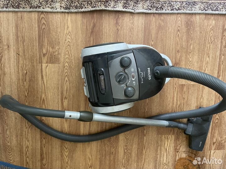 Продам пылесос Philips