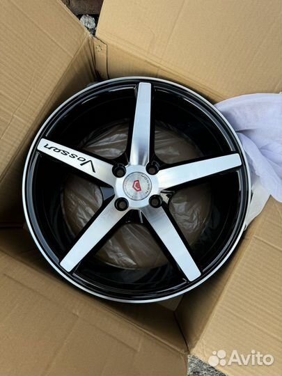 Новые диски Vossen R15 4/100