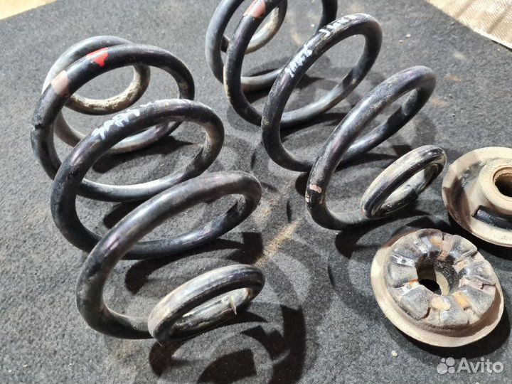 Пружина подвески задняя Nissan Juke F15 1.6 DDT