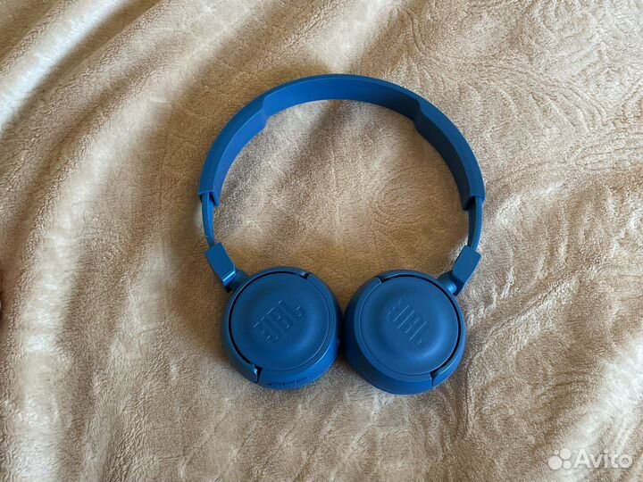 Беспроводные наушники jbl t450bt