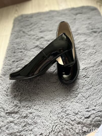 Лакированные туфли