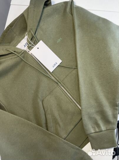 Худи на замке укороченная хаки jjxx