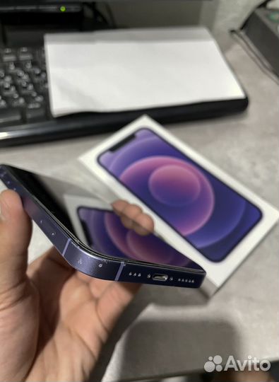 iPhone 12, 64 ГБ