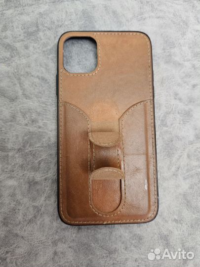 Кожаный бампер на iPhone 11