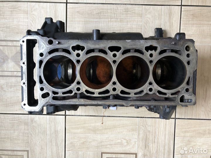 Блок двигателя стандарт Volkswagen 06H103021J BZB